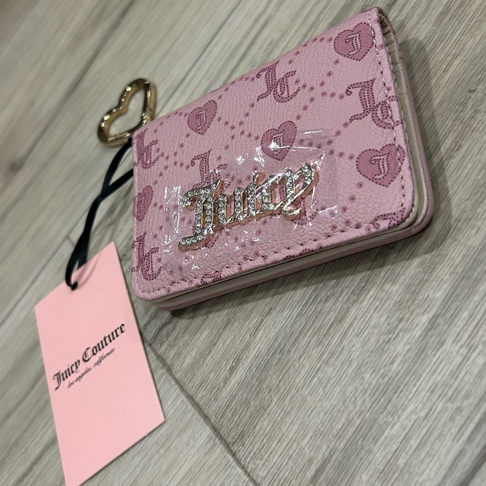 NWT Juicy Couture Pink Heart Wallet